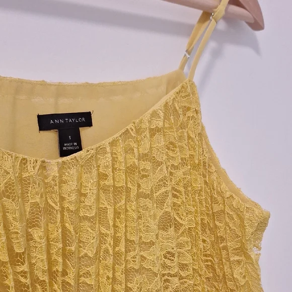 Ann Taylor Yellow Lace Camisole - Picture 4 of 4